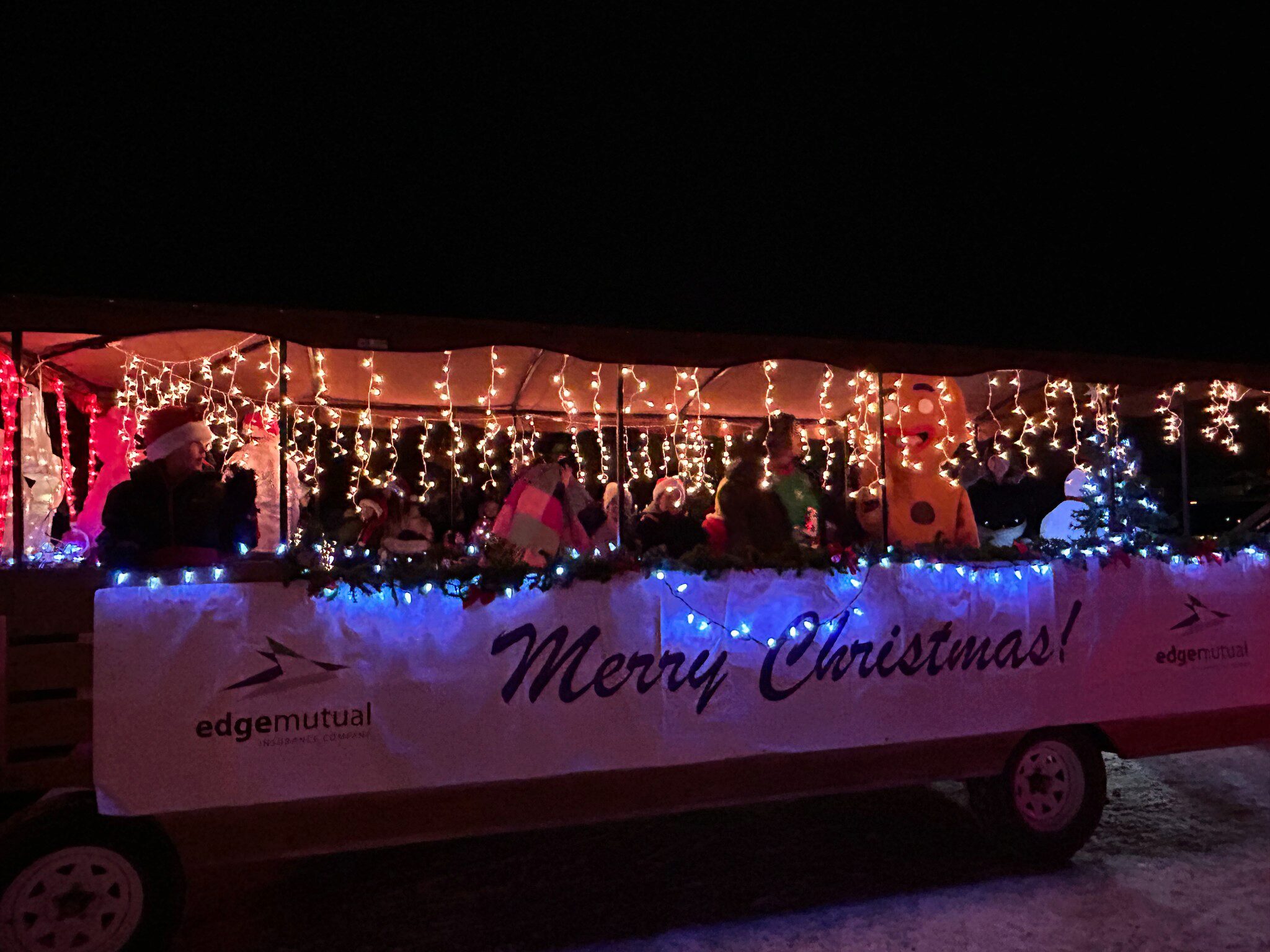 Jingling Through Town in the Drayton Santa Claus Parade
